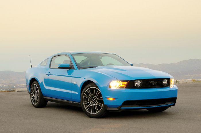 2010mustangfd_08.jpg