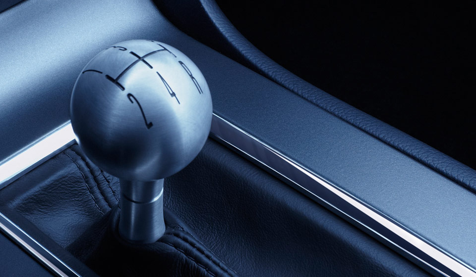 2010_ford_mustang_interior_schaltknauf03.jpg