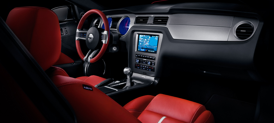 2010_ford_mustang_interior_sitze09.jpg
