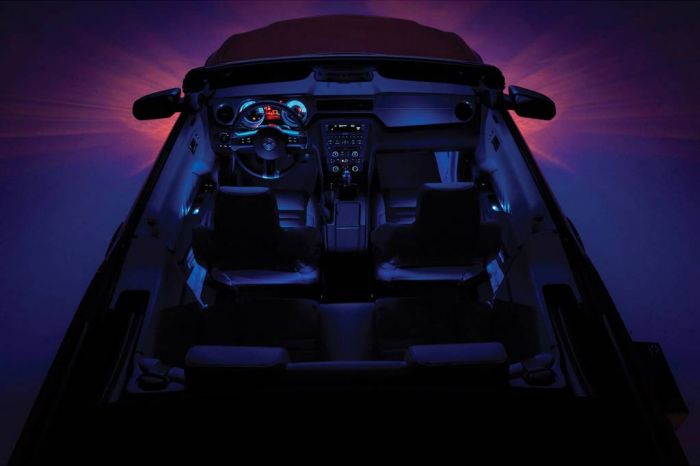 2010_ford_mustang_convertible_licht01.jpg